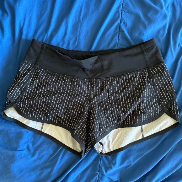 Lululemon Speed Short | Pinstripe | Size 4 - Picture 2 of 5